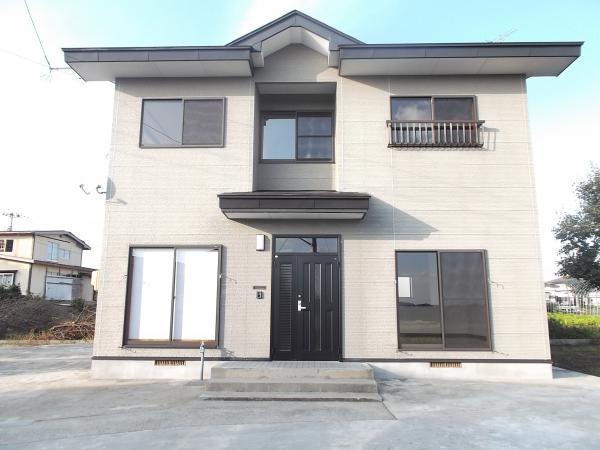 Local appearance photo. House does not come tired calm color