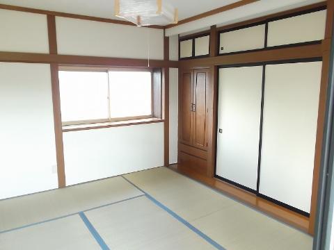 Non-living room. 2F Japanese-style room
