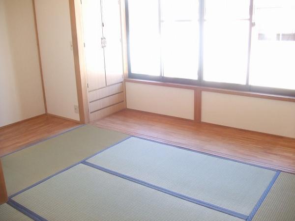 Non-living room. 2F Japanese-style room, There attic room next to