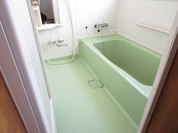 Bathroom. Recommended Replacement. Spacious 1 pyeong type.
