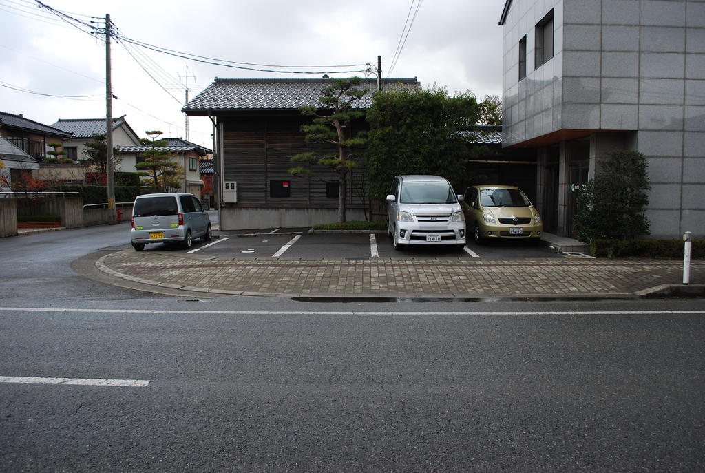 Parking lot. Easy parking out to the living road