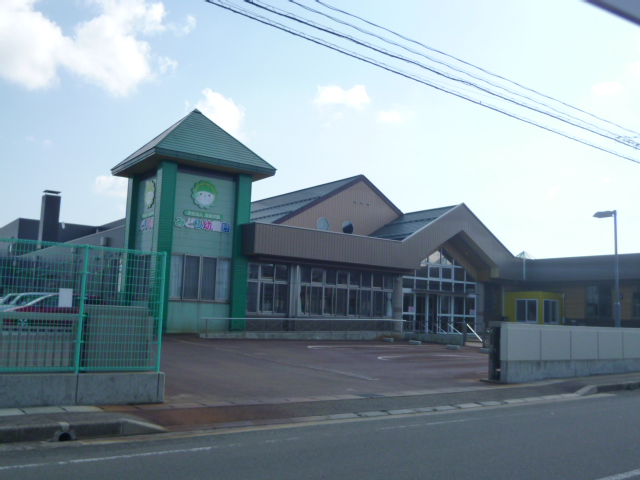 kindergarten ・ Nursery. Midori kindergarten (kindergarten ・ 445m to the nursery)