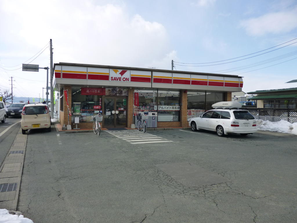Convenience store. Save On Nagamachi to the store (convenience store) 565m