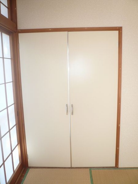Receipt. Japanese-style room (storage)
