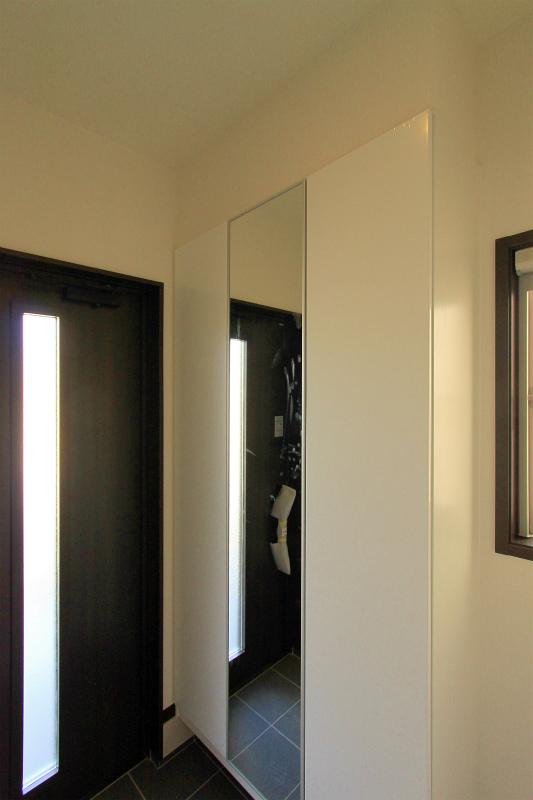 Entrance. 2013 November 5 shooting