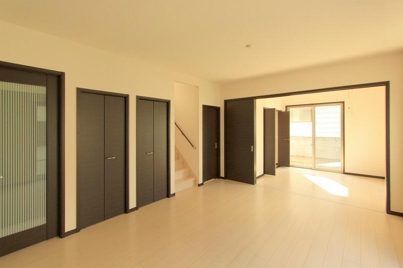 Living. 2013 November 5 shooting