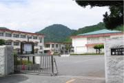 Other. Yuda elementary school (about 200m)
