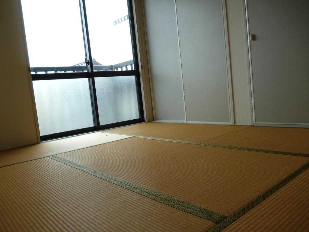 Other room space. Storage enhancement of Japanese-style room