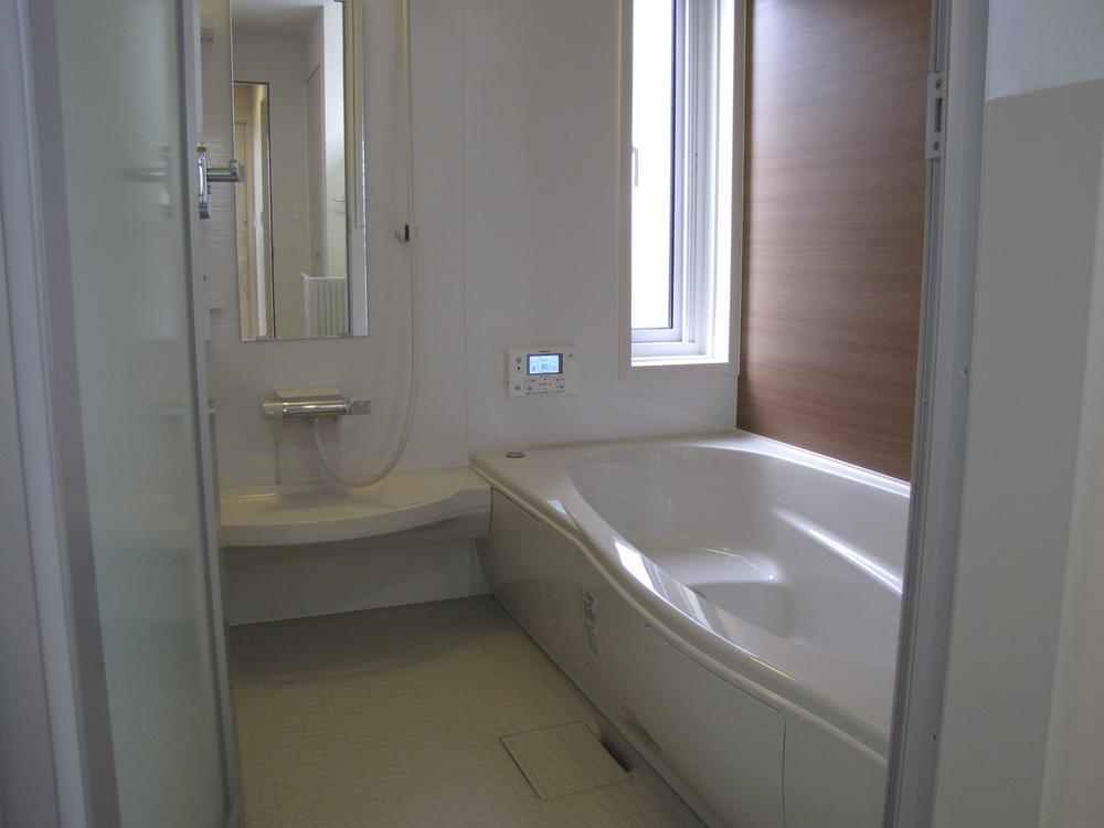 Bathroom. Is a bathroom that was settled in the accent panel adopted