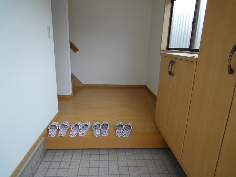 Entrance. Plenty of storage of shoes closet with