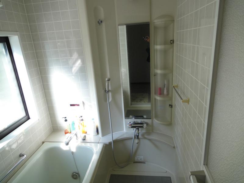 Bathroom. Bright bathroom of 1 pyeong type