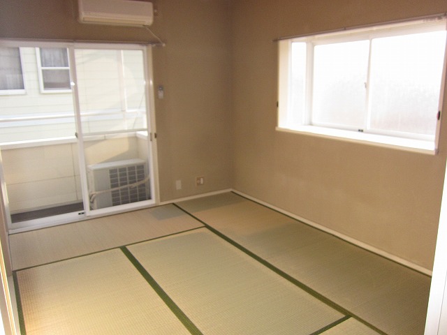 Other room space. Japanese-style room 6 tatami