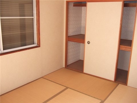 Other room space. 2 Kaikita Japanese-style room 6 quires