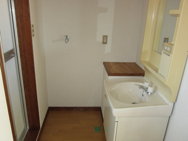 Washroom. Wash ・ Washing machine Storage