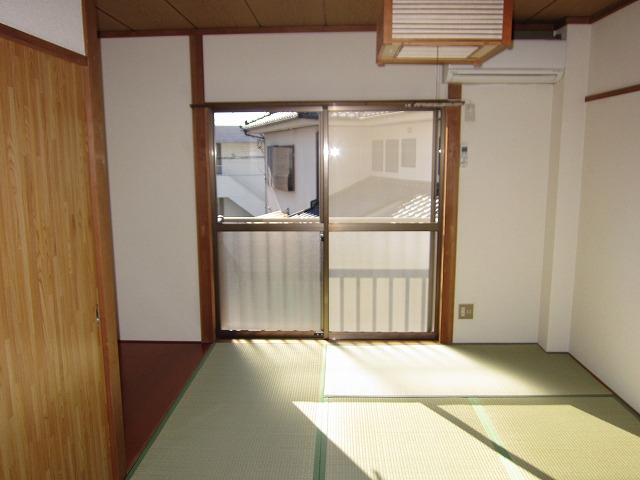 Living and room. 6 is a Pledge of Japanese-style room! !