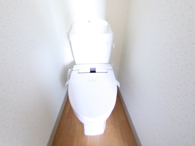 Toilet. Toilet new! !