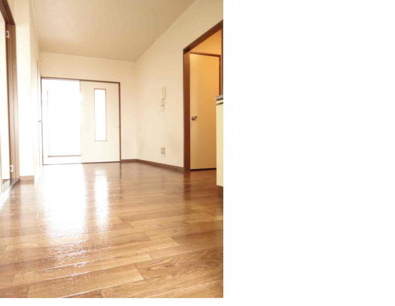 Living and room