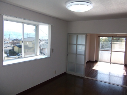 Living and room. Bright living room with bay windows with