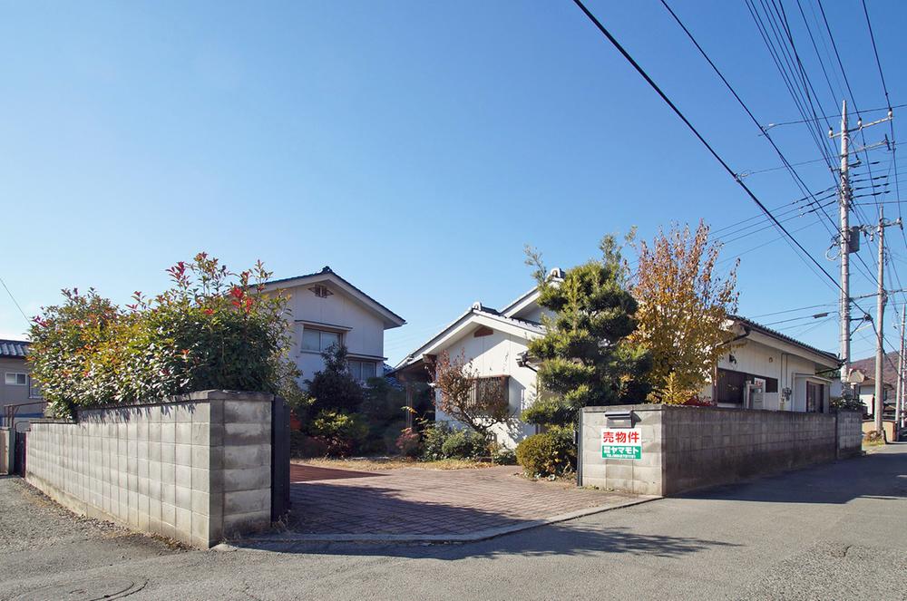 Local photos, including front road