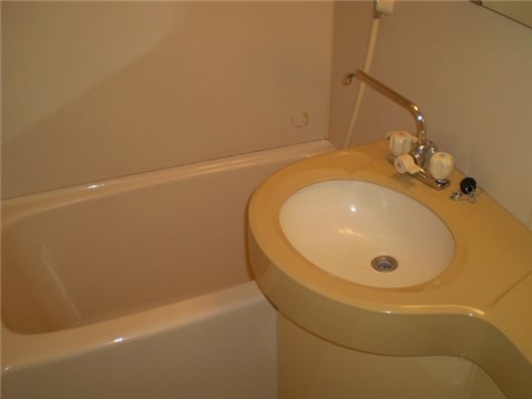Bath. 3-point unit ( bus ・ Wash ・ toilet)