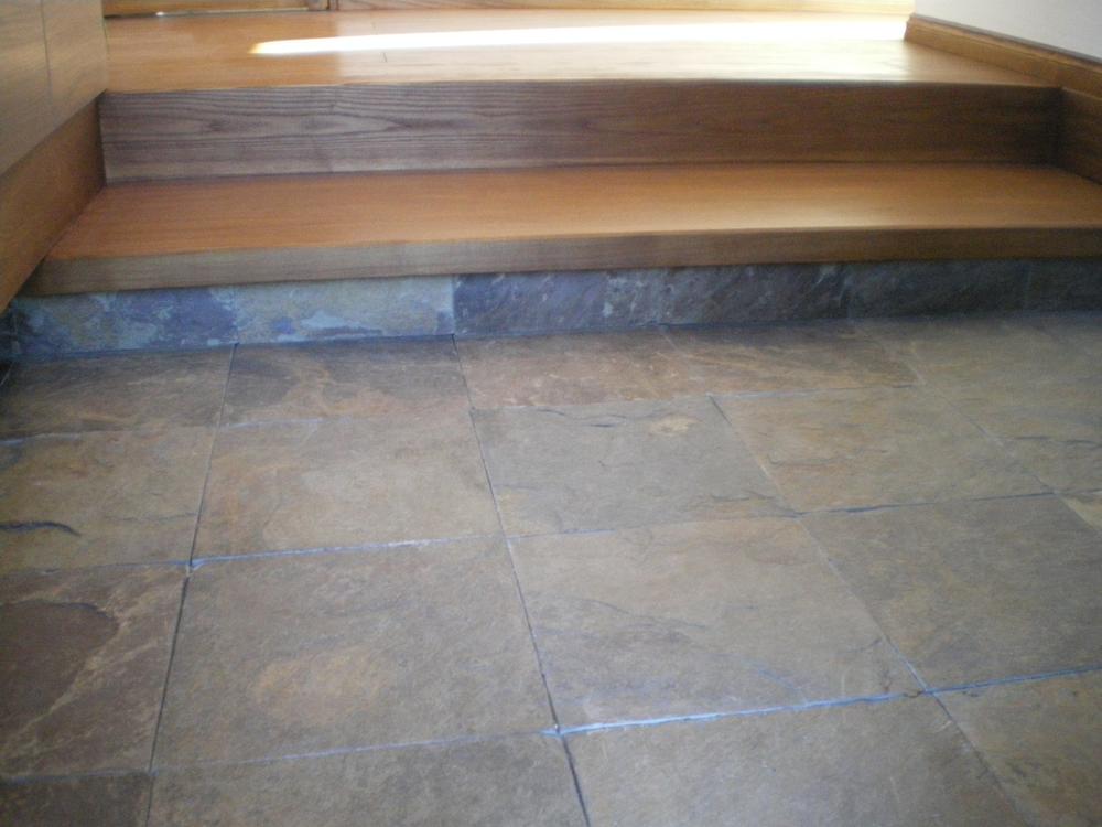 Entrance. Local (11 May 2011) Shooting