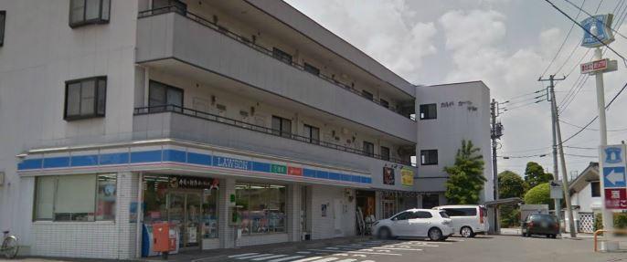 Convenience store. 779m until Lawson Kofu Chizuka shop