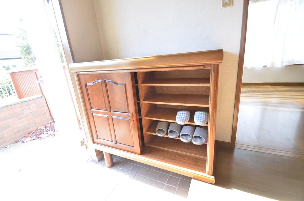 Entrance. Storage shelves can also be used as a temporary storage space, such as small as a counter.