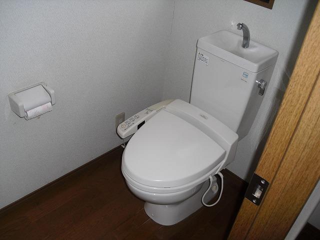 Toilet