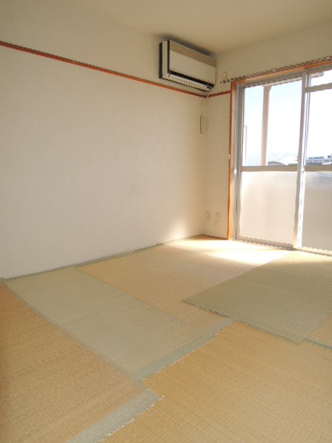 Other room space. Japanese style room