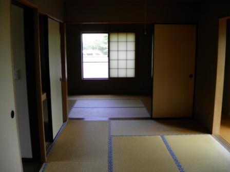 Other introspection. First floor Japanese-style room