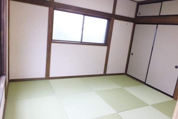 Non-living room. Use the Ryukyu tatami The Japanese! Of course, brand new!  And finished with a Japanese-style room settle down. 