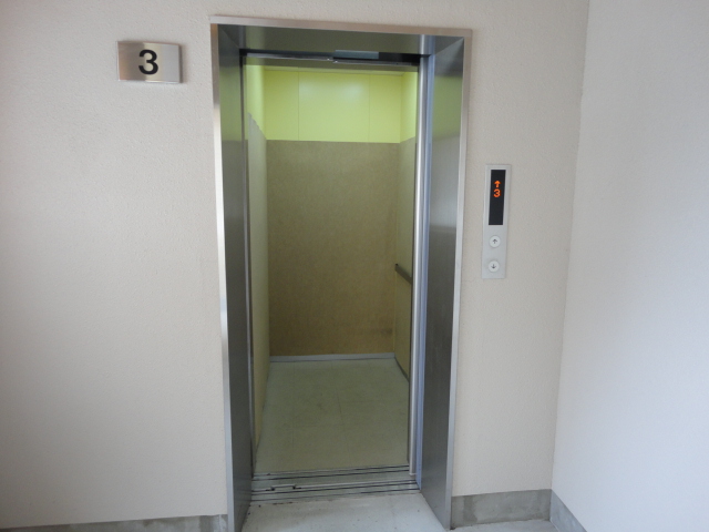 Other common areas. Elevator