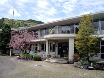 Primary school. 1697m to Fujikawaguchiko Municipal tempest elementary school (elementary school)