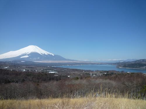 Other Environmental Photo. Views of the 2400m Mount Fuji and Lake Yamanaka until the panorama platform, It will gather, such as photographer.