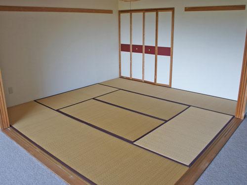 Non-living room. 8-mat Japanese-style