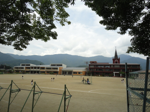 Junior high school. Fujikawaguchiko Municipal Katsuyama Small ・ 1266m up to junior high school (junior high school)