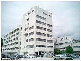 Hospital. About a 10-minute Nirasaki 4600m vehicles to Hospital. 