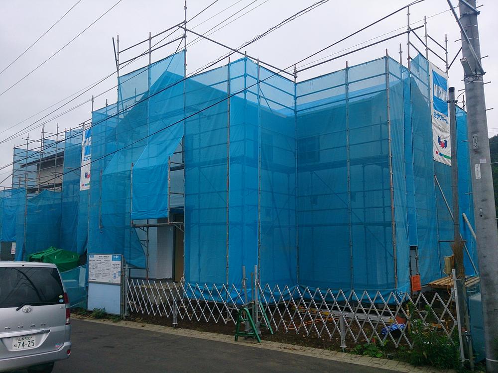 Local appearance photo. August 2013 late shooting